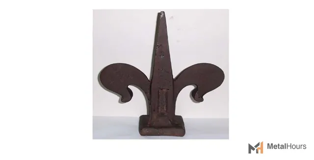 Fleur De Lys Object (Rust) 4040-0348